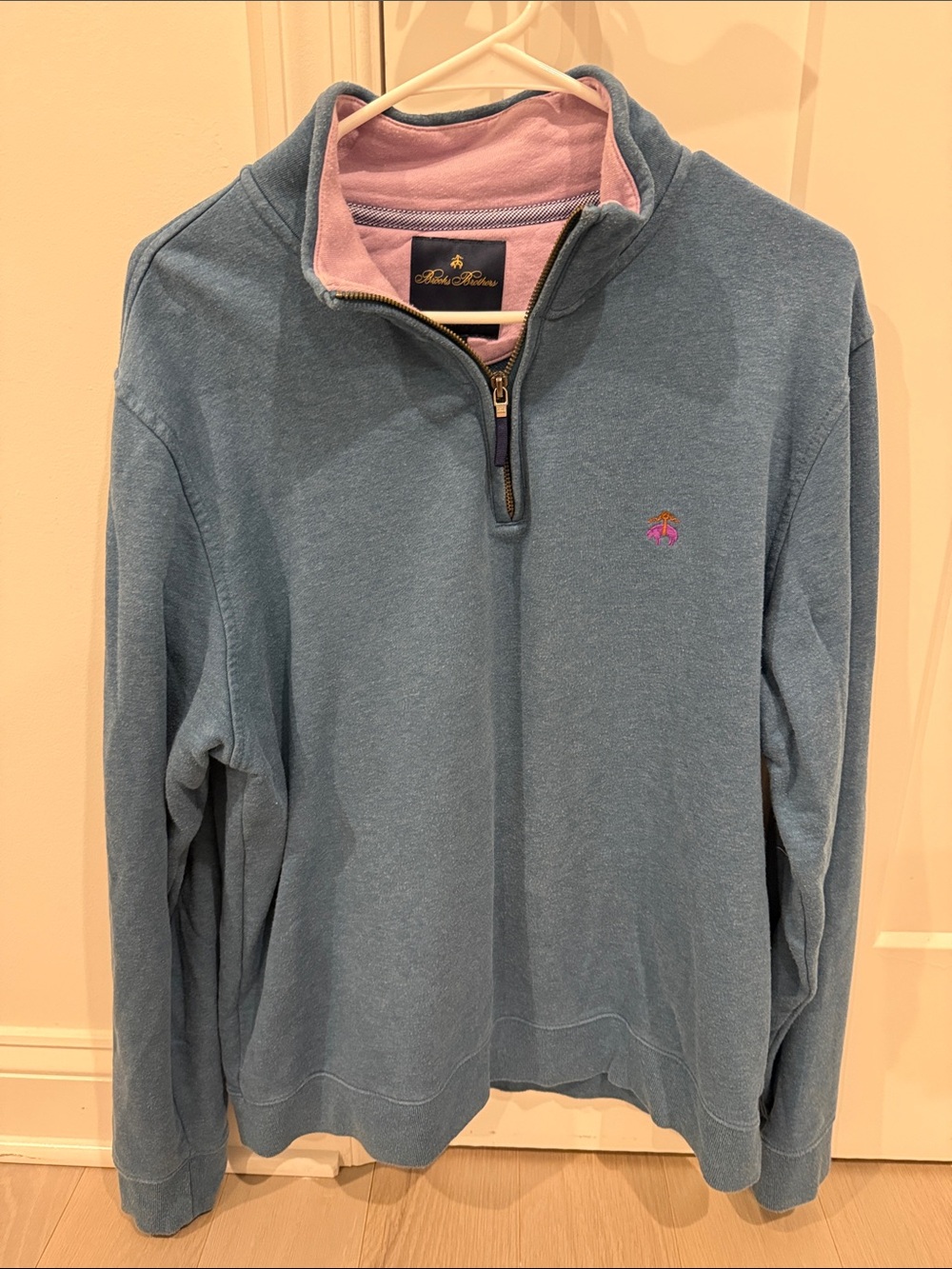 Vineyard Vines Men’s Blue Quarter-Zip Pullover with Pink Inner Collar